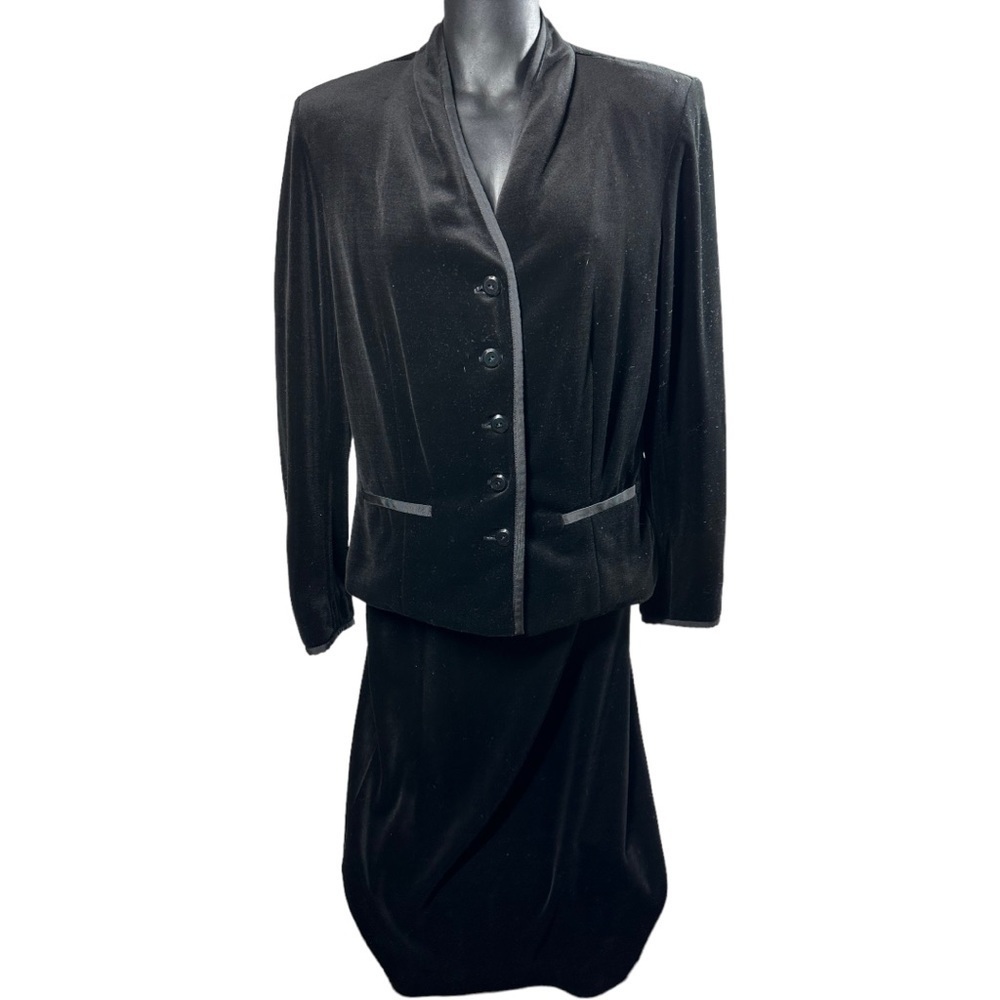 Butte Vintage Velvet Two Piece Suit Blazer Skirt Black Size 10? Holiday